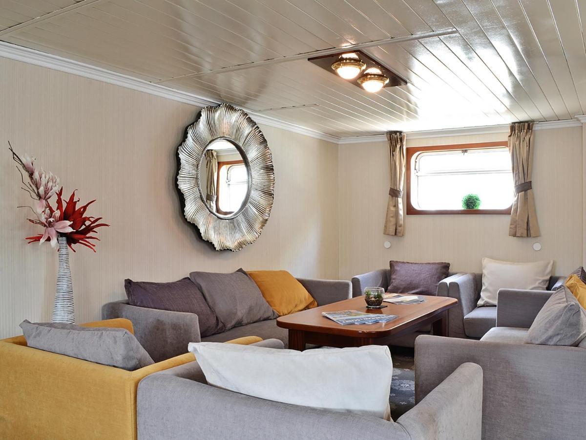 Florentina Boat Litomerice Exterior photo